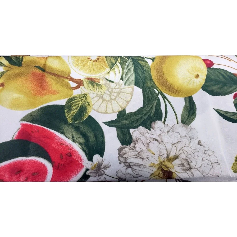 1 Printed Fabric Tablecloth, 60